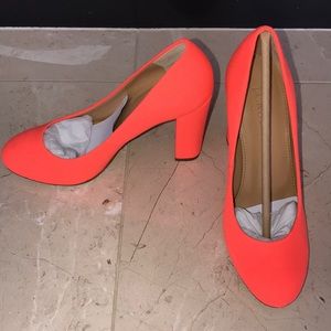 NEW J. Crew Neon Persimmon Canvas Pumps 6M